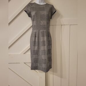 Love Ady Plaid Fitted Dress, Short Sleeve - Size Medium - Womens
